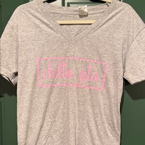 Gray V-Neck Short Sleeve Tee